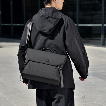 多功能包包 斜肩包 郵差包 男士包包 斜挎包 大容量 男包 單肩包 防水包 背包 多口袋 做生意包 側背包 包包
