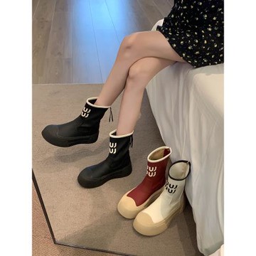 賈不假靴子女短靴2025新款冬季爆款厚底高跟瘦瘦靴舒適黑色馬丁靴