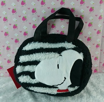 【震撼精品百貨】史奴比Peanuts Snoopy  造型收納包 提袋 絨毛 震撼日式精品百貨
