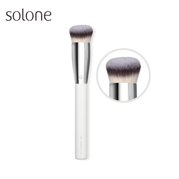 【任2件8折】Solone 大藝術家純粹坡型粉底刷 / F52