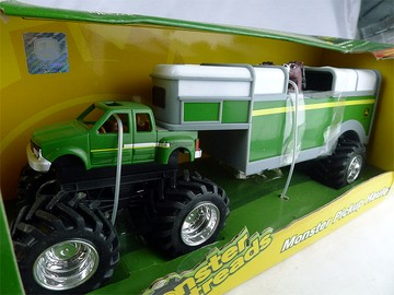 John Deere Monster Treads 迪爾大腳八牲口拖車農車模型安徒ERTL