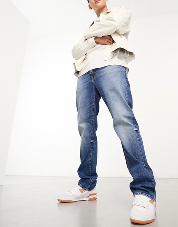 ASOS DESIGN straight leg jeans with stretch in dark wash blue