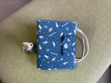 手作口罩收納夾 / 太空梭