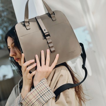【GASTON LUGA】Splash Cleo Crossbody 斜背包