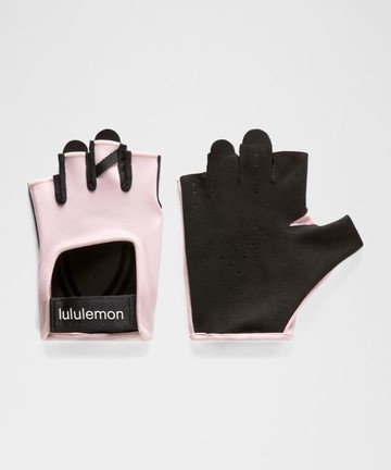 Wunder Train Gloves Size Medium/Large