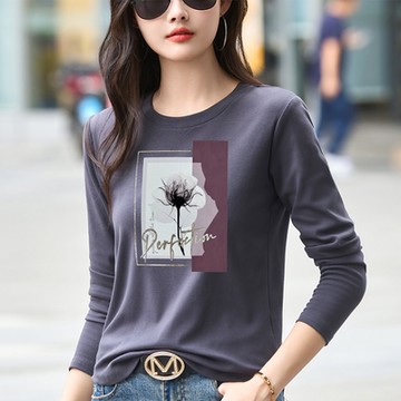 初色 簡約印花圓領長袖寬鬆顯瘦內搭打底T恤上衣女上衣-共4色-38262(M-3XL可選)