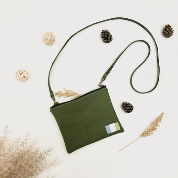 手作日常深綠斜背包 旅行布包