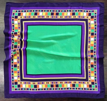 復古 Yves Saint Laurent 絲巾 - Foulards 幾何圖案 100% 真絲 (34 x 36 英吋)