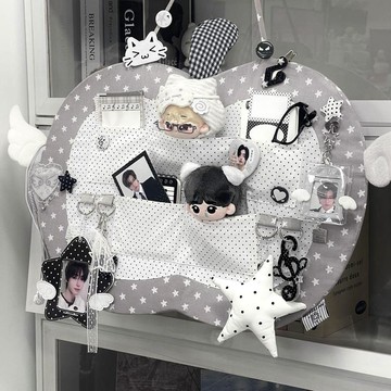 包包選品★棉花娃娃5 10 15cm玩偶娃娃公仔可愛收納神器宿舍掛牆式置物掛袋