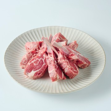 【裕國紅敞】紐西蘭小羔羊帶骨羊肩排(分切單根)500-550g