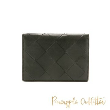 Pineapple-Outfitter-法式極簡真皮護照夾-黑色