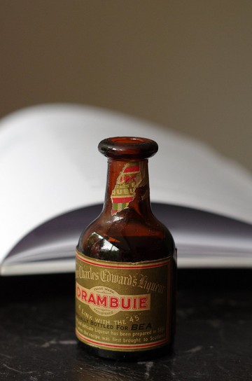 老雜貨Vintage 古董 古著 復古 咖啡色 迷你玻璃酒瓶 W49