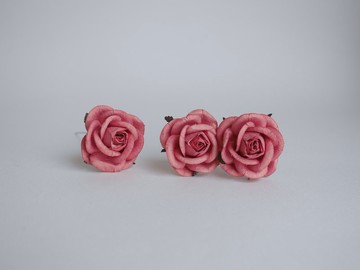 紙花，20朵DIY桑葚彎玫瑰紙，尺寸4.5公分，珊瑚色