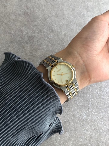 【日本直送 名牌中古包】GUCCI 古馳 手錶 銀色×金色 不鏽鋼 9000M vintage 古董 老品 tzfvjs