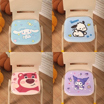 💕臺灣出貨💕坐墊學生宿捨冬季屁股墊凳子兒童小學生幼兒園保暖毛絨卡通椅子墊 HZYV