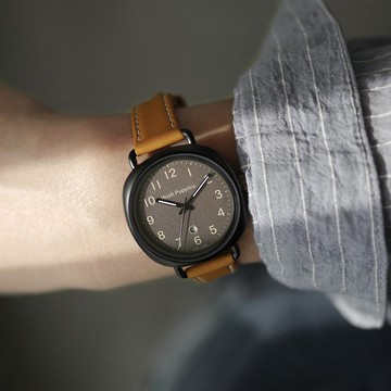 Hush Puppies 經典復刻休閒女錶(HP3893)-棕灰