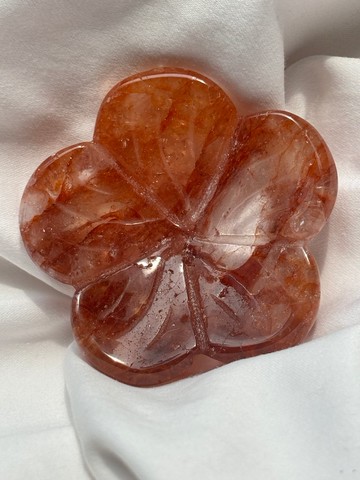 櫻花小碟 紅膠花 帶彩 透亮 天然原石 雕刻  水晶  crystal 擺設