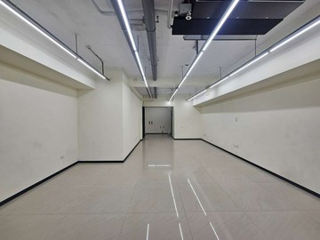 高鐵特區環河金店面｜台中市烏日區環河路五段