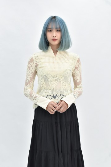 (S) 99 boutique 蕾絲兩件式杏色長袖上衣