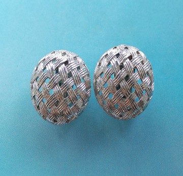 Vintage Jewelry 西洋古董飾品  銀色調 網格 夾式耳環