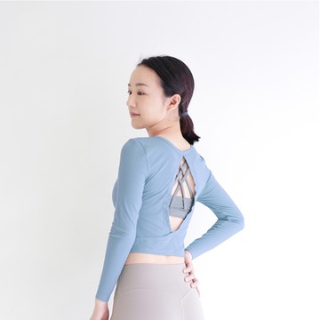 【Mukasa】DURABLE 挖洞露背長袖坑條罩衫 - 天空藍 - MUK-23044