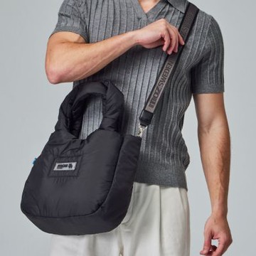 moz瑞典 駝鹿 Light 空氣 雲朵包(黑)大