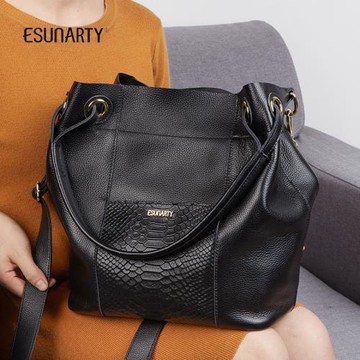 女包包2024新款時尚真皮斜挎包百搭大容量單肩包軟皮鱷魚紋手提包