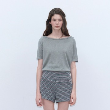 橄欖灰綠色 輕盈精製 亮絲斜肩寬鬆短袖上衣