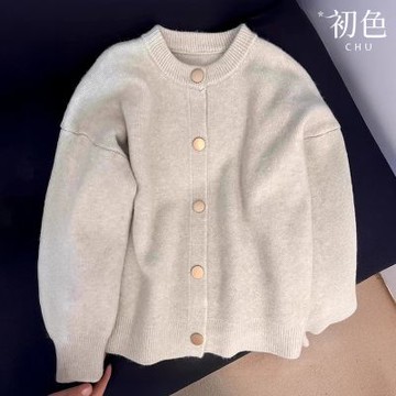 初色 簡約休閒寬鬆圓領柔軟親膚排扣鈕扣針織長袖開衫上衣女上衣-共3色-16856(M/L可選)