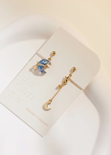 閃耀星月不對稱・夾式耳環