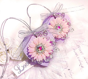 淡粉閃亮愛心 水鑽花葉擴香石 (情人禮物 禮盒)