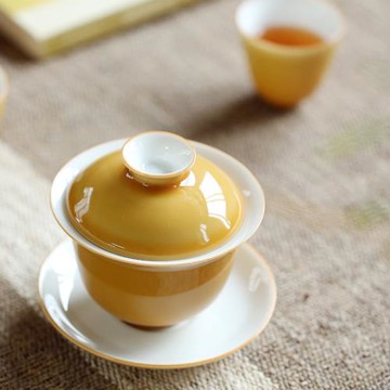 德化黃色白瓷三才蓋碗茶杯不燙手大號茶碗功夫陶瓷茶具敬茶杯定制
