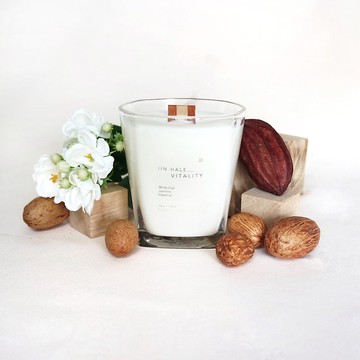 iinhale Vitality 大豆香薰蠟燭 | 花木香 200g