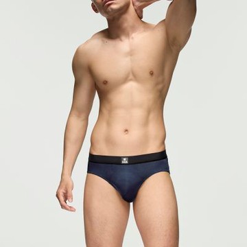 Mr. DADADO-黑標系列-WINCOOL涼感 M-3L貼身中腰三角男內褲(穩酷藍) 高針數布料-GK3262NS