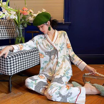 睡衣女春秋長袖V領高級感2023新款金錢豹家居服雙排扣兩件套薄款