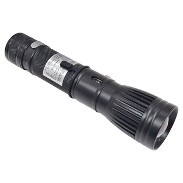 Kolin 歌林 USB充電手電筒 KSD-DLED302 135 x 35 x 35mm 90g  1支