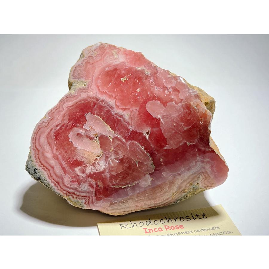 アルゼンチン産ロードクロサイト(インカローズ) Rhodochrosite 92x87x71mm 831g 天然石 菱マンガン鉱 パワーストーン ヒーリング 恋愛