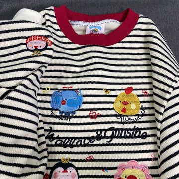 【 𝑭𝒍𝒐𝒘𝒆𝒓𝒔𝒆𝒂】韓版 條紋刺繡卡通 圓領刷毛大學T 衛衣女 無帽上衣 多巴胺衣服 長袖大學T