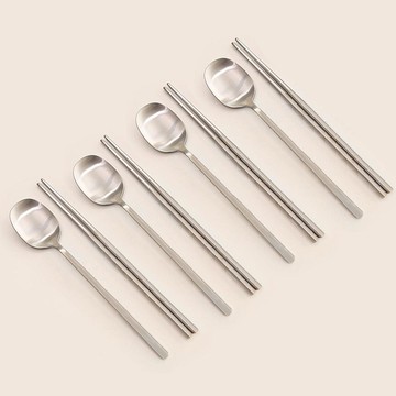 蝸牛生活 媽媽的廚房 純粹4人份餐具組  1組  銀色  湯匙 4入+筷子 4雙