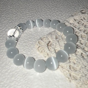 （2025新款爆品）（便宜下殺）斯里蘭卡天然白月光手串女生奶油體藍白光貓眼手鏈荔枝單圈