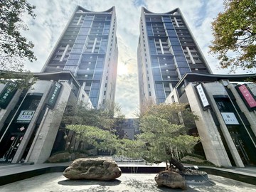 國聚花園御所｜專任獨家｜單元二高樓精裝四房平車｜台中市南屯區向上路三段