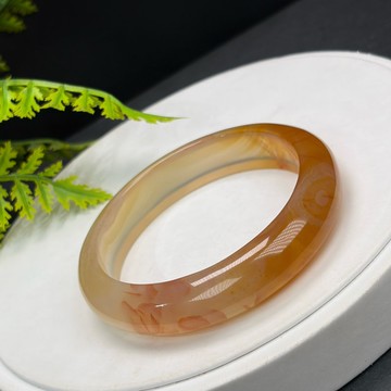 漸變糖色 龍紋瑪瑙手鐲 59MM 冰透起光飄花玉髓手環 甜美俏麗雅致