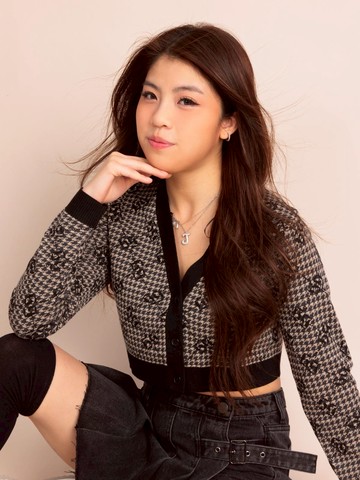 TYRENA, 短版針織外套