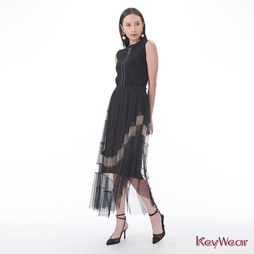 KeyWear奇威名品    燙鑽條紋設計無袖針織上衣-黑色