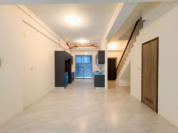 澤緣.知緣~稀有臨路電梯大別墅~唯一出售!!｜新竹縣芎林鄉綠獅一街