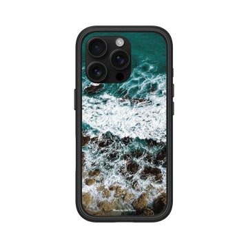 iPhone 16 Pro Mod NX 黑 - Chi Po-Lin 齊柏林《看見台灣》系列 - 墾丁白沙灣