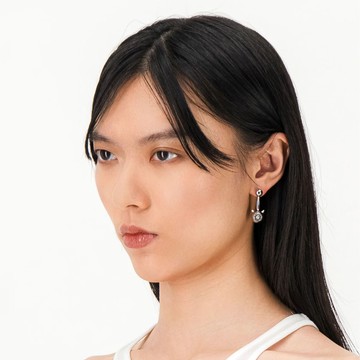 Justine Clenquet Evil 鑲圓鑽小惡魔角耳環