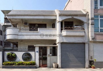 鳳山商工大地坪大面寬13米獨棟車庫別墅｜高雄市鳳山區文苑街