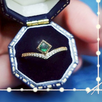 隔日到貨 蘇打綠 10分 0.1克拉 孔雀石 綠水晶 戒指 可調式戒圍A144