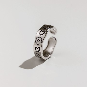vacanza｜純銀｜漫畫愛心小花‧純銀戒指 #新年飾品 #新年禮物